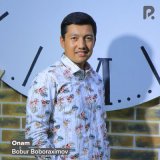 Скачать песню Bobur Boboraximov - Onam